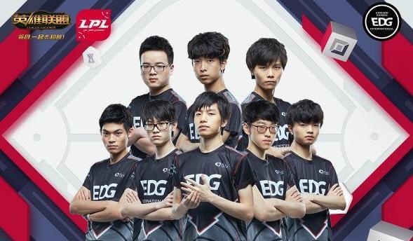 球队在攻防 球队在攻防